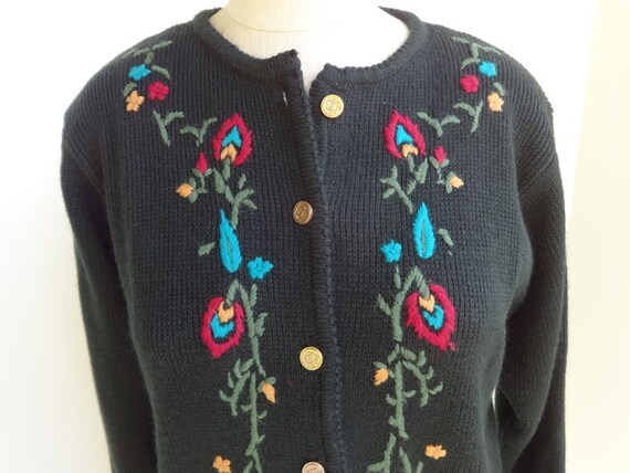 cardigan with embroidered flowers