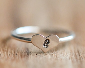 Sterling Silver Initial Stacking Ring // Silver Initial Heart Ring // Sterling Silver Letter Ring // Personalized Silver Ring