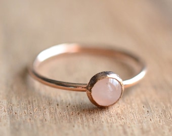 Rose Quartz Ring // Rose Gold Rose Quartz Ring // Rose Gold Ring // Stacking Ring // 14K Rose Gold Filled Rose Quartz Ring