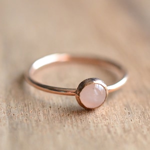 Rose Quartz Ring // Rose Gold Rose Quartz Ring // Rose Gold Ring // Stacking Ring // 14K Rose Gold Filled Rose Quartz Ring