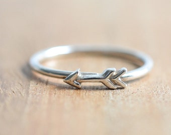 Sterling Silver Arrow Ring // Tiny Arrow Ring // Sterling Silver Arrow Stacking Ring // Cupid's Arrow Ring // Valentine's Day Gift Idea