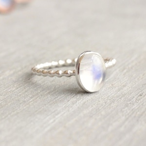 Sterling Silver Moonstone Ring // Rainbow Moonstone Stacking Ring // June Birthstone Ring // Bezel Set Gemstone Ring // Moonstone Ring