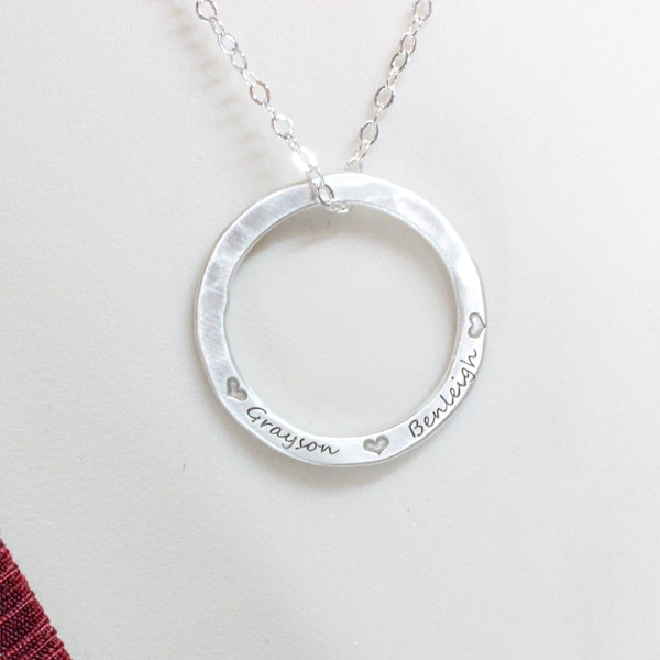 Sterling Silver Hammered Circle Name Necklace | Custom Engraved Mom Necklace Pendant | Handmade Personalized Jewelry