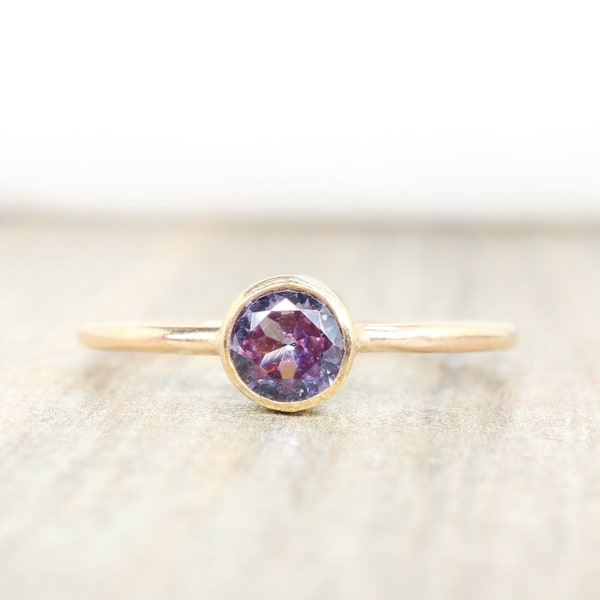 14K Gold Filled Gold Lab Alexandrite Stacking Ring // 5mm Faceted Gemstone Birthstone Ring