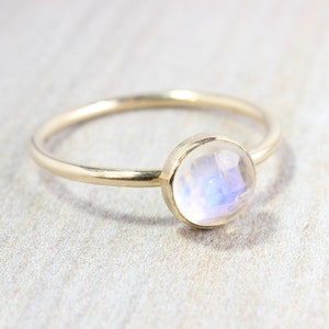 Rainbow Moonstone RIng // Gold Moonstone Ring // 6mm Rose Cut Moonstone Ring // Moonstone Stacking Ring // 14K Gold Filled Moonstone Ring