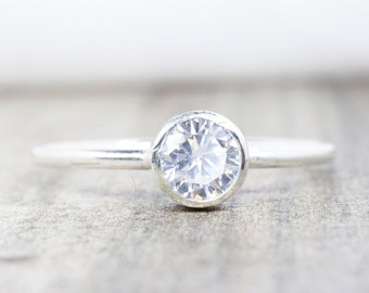 Genuine White Topaz Stacking Ring in Sterling Silver// 5mm Faceted Gemstone April Birthstone Ring