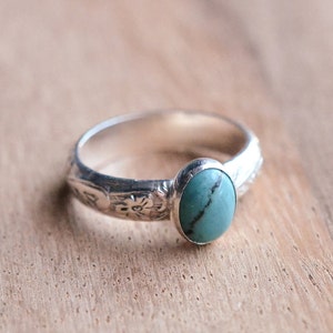 Sterling Silver Turquoise Ring // Genuine Turquoise Ring // Oval Turquoise Stacking Ring // December Birthstone Ring // Thick Band Ring