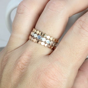 14k Gold Filled Flacher Perlenring zum Erstellen Ihrer eigenen Stacking Ring Set auch in Sterling Silber oder 14k Rose Gold Filled Stapelbare Ringe Bild 10