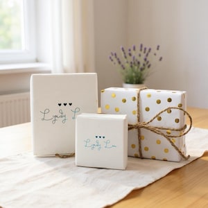 Sterling Silver Hammered Circle Name Necklace | Custom Engraved Mom Necklace Pendant | Handmade Personalized Jewelry image 9