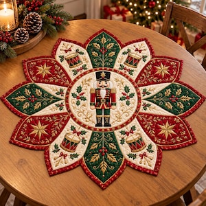 Nutcracker Christmas Quilted Table Topper, Vintage Toy Soldier Table Mat, Red Green Holiday Centerpiece, Farmhouse Xmas Table Decor