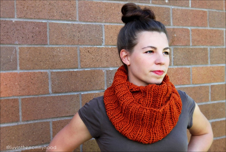 KNITTING PATTERN Mallory Cowl Quick Knitted Ribbed Infinity Reversible Worsted Child & Adult Version PDF image 4