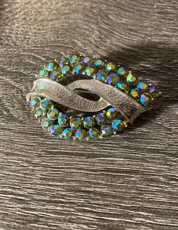 Gorgeous 2 inch rhinestone pin signed Wiesner-Bling!! - Gem