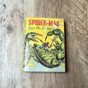 Vintage 1976 Spider-Man Zaps Mr. Zodiac Big Little Book Paperback