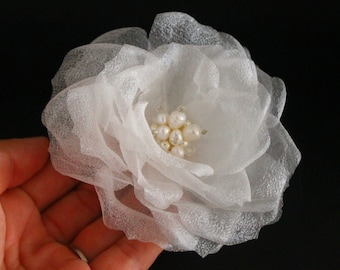 Pure Silk Bridal Flower, Ivory Hair Pin, Bridal Head Piece, Rose Fascinator, Wedding Clip,  Vintage Comb, Prom Flower