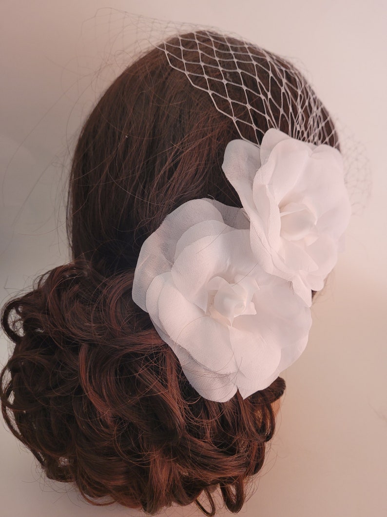 Birdcage Bandeau Veil, Bridal Camelia Flower Fascinators, Bridal Hair Piece, Wedding Head Piece, Bridal Set, Beach Wedding image 9