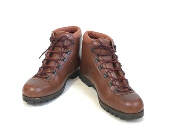 dunham hiking boots