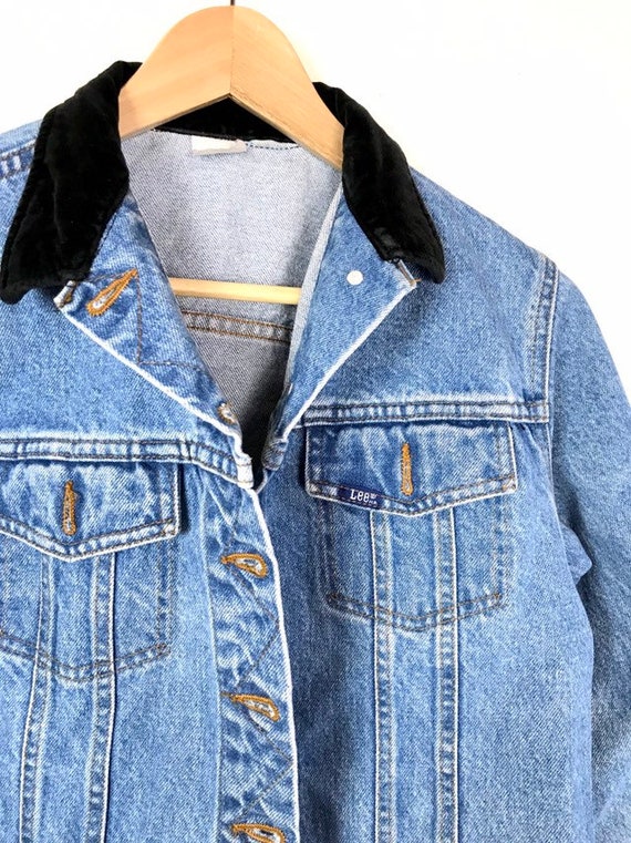 lee cropped denim jacket