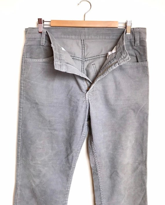 Vintage // 33x31 LEVIS Hombres Pantalones de Pana Gris | Etsy México