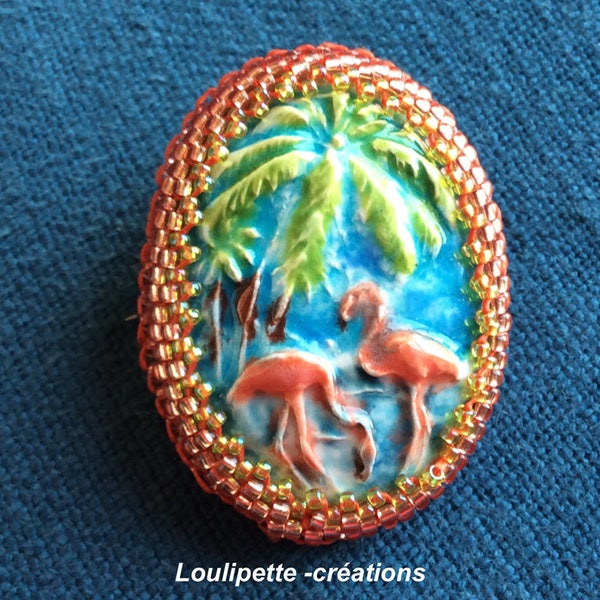 Broche brooch flamants rose brodé de perles