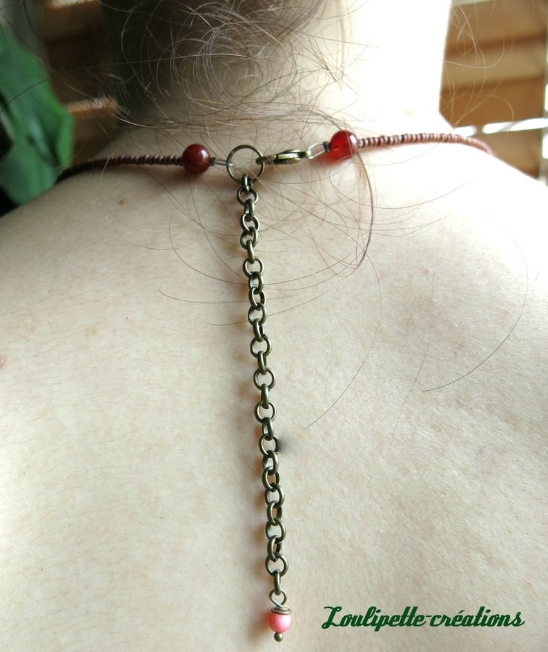 Embroidery of pearls and Jade stone necklace