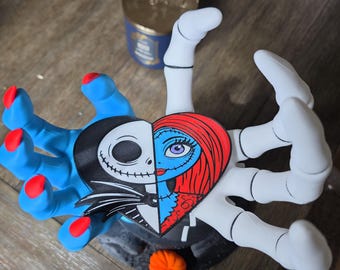 Spooky Hands Heart Holder – 3D Printed Skeleton & Witch Hand Candle/Trinket Stand