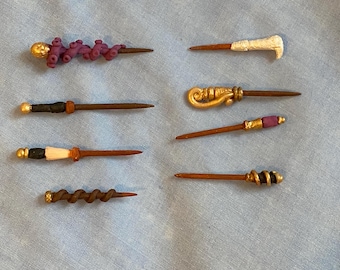 Magic wand in miniature 1:12 for the dollhouse, fantasy miniature for the witch, the alchemist by Ludicris
