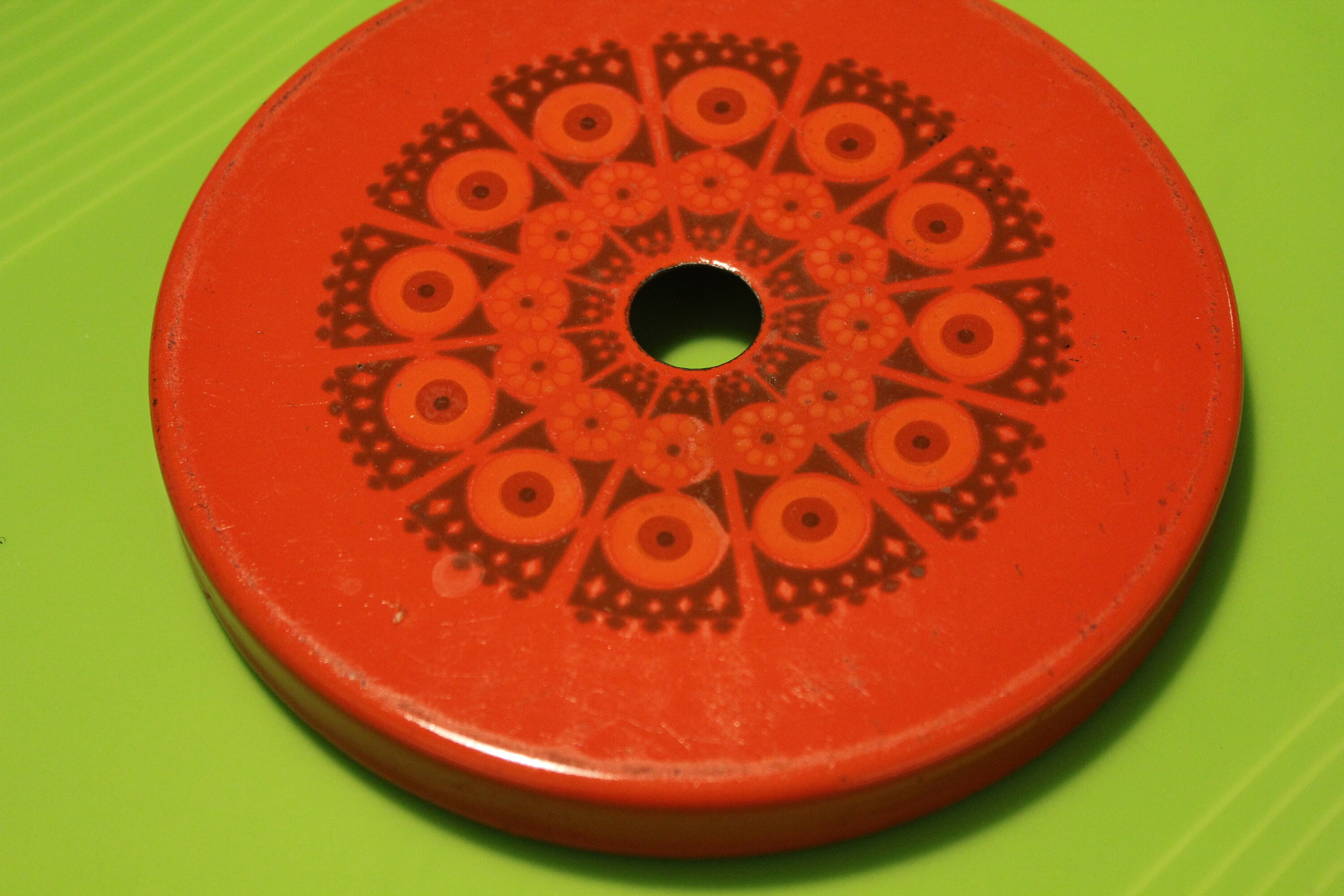 Cool Vintage Enamel Stove Top Covers / Trivets by Finel, Arabia