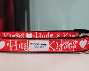 Hugs & Kisses Collar - 2023