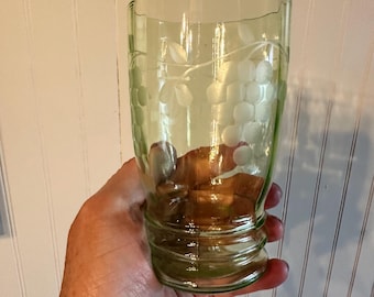 Vintage Uranium Tumbler Glasses ~ Green Depression Grape Vine Pattern ~ Standard Glass Company ~ Set of 10 Tumbler ~ Collectible Glassware