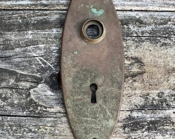 Vintage Oval Back Plate ~ Door Knob Backplate ~ Restoration Hardware ~ Salvage Door