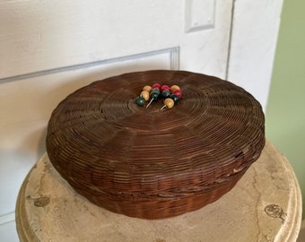 Vintage Chinese Sewing Basket ~ Notion Basket ~ Beads