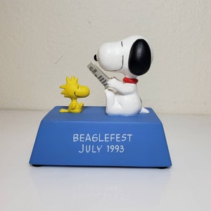 Vintage Willitts Peanuts Snoopy & Woodstock Music Box Musical Figurine Beaglefest July 1993 Peanuts Collectors Club, Plays &quot;Memory&quot; RARE!