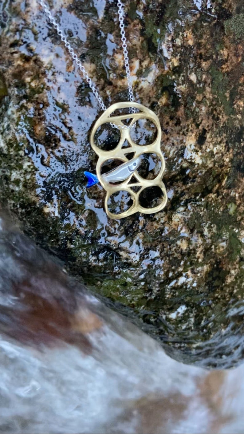 Silver and brass choker, plastic rings, waste, let's take care of the planet, sardine pendant image 4