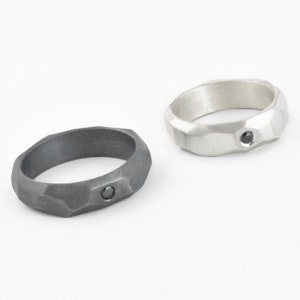 Geometric wedding rings, black diamond, Diamond Engagement Rings, oxidized engagement ring, mens rings imagem 4