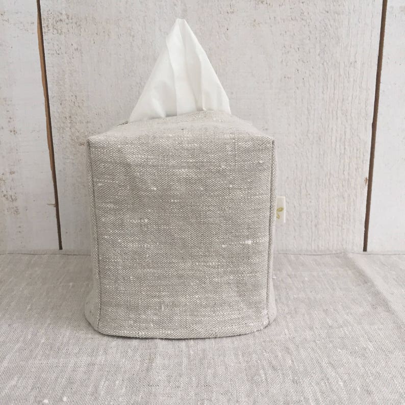 Linen Tissue Box Cover. COME CHECK OUT these gorgeous Etsy handmade decor finds for the home!