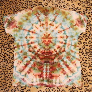 Hand Dyed Mandala T Shirt  Hippie Festivals Concerts Unisex Size XL Neck 100% Cotton