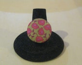 Fabric Covered Button Adjustable Ring Fuschia and Green Flowers