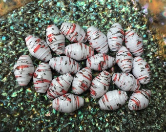 Touch of Red Handmade Rolled Paper Beads Oval 1/2": Set of 20