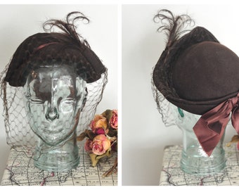 True Vintage antique 1940s felt wool hat with veil silk ribbon feathers