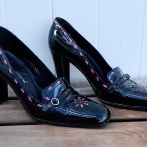 vintage 90s 2000 2KY Dolce & Gabana square toe black and pink patent leather buckle loafer mules heels shoes vintage designer mod