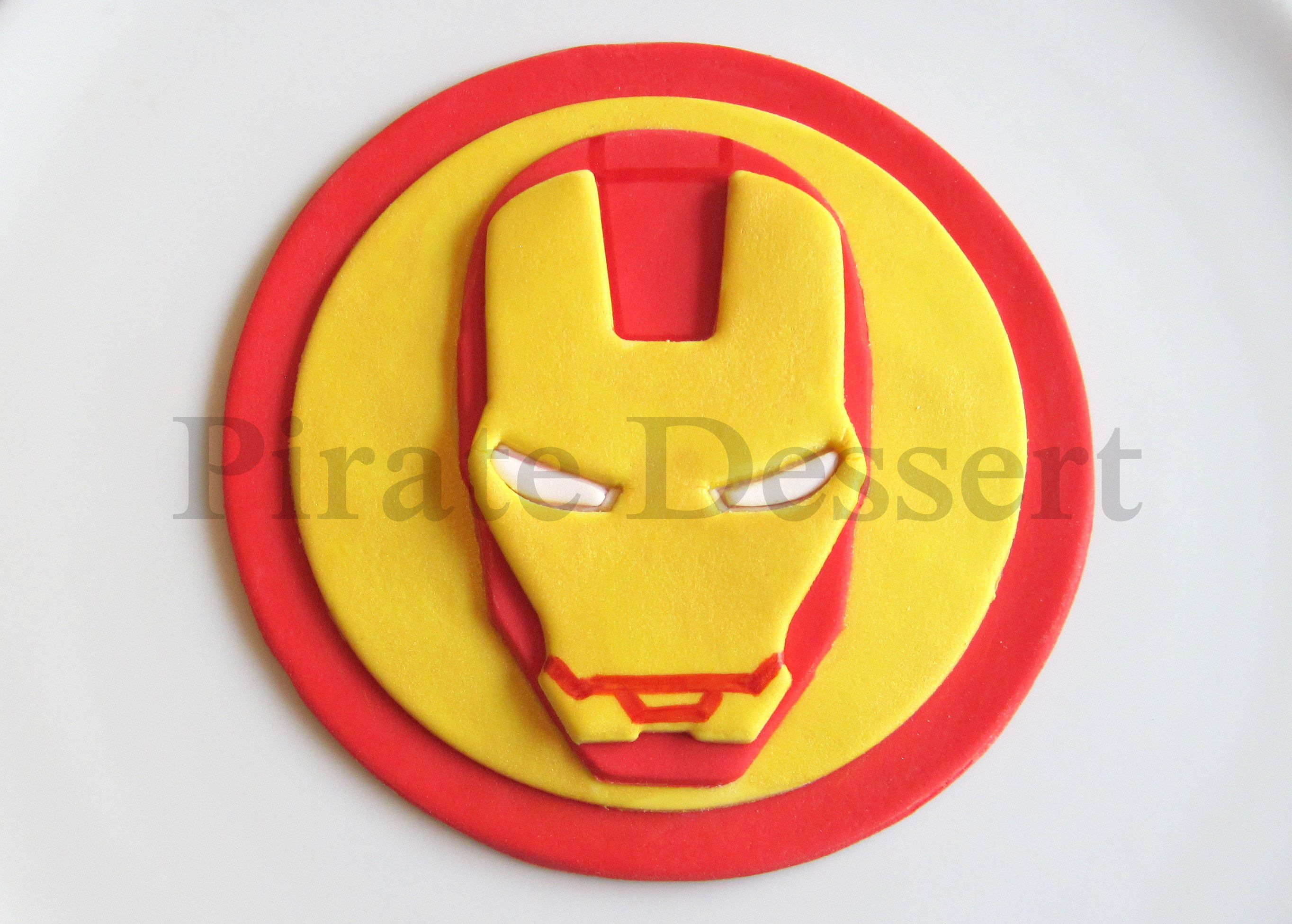 PRE-CUT Ironman Superhero Avengers Round Edible Icing Cake Topper 