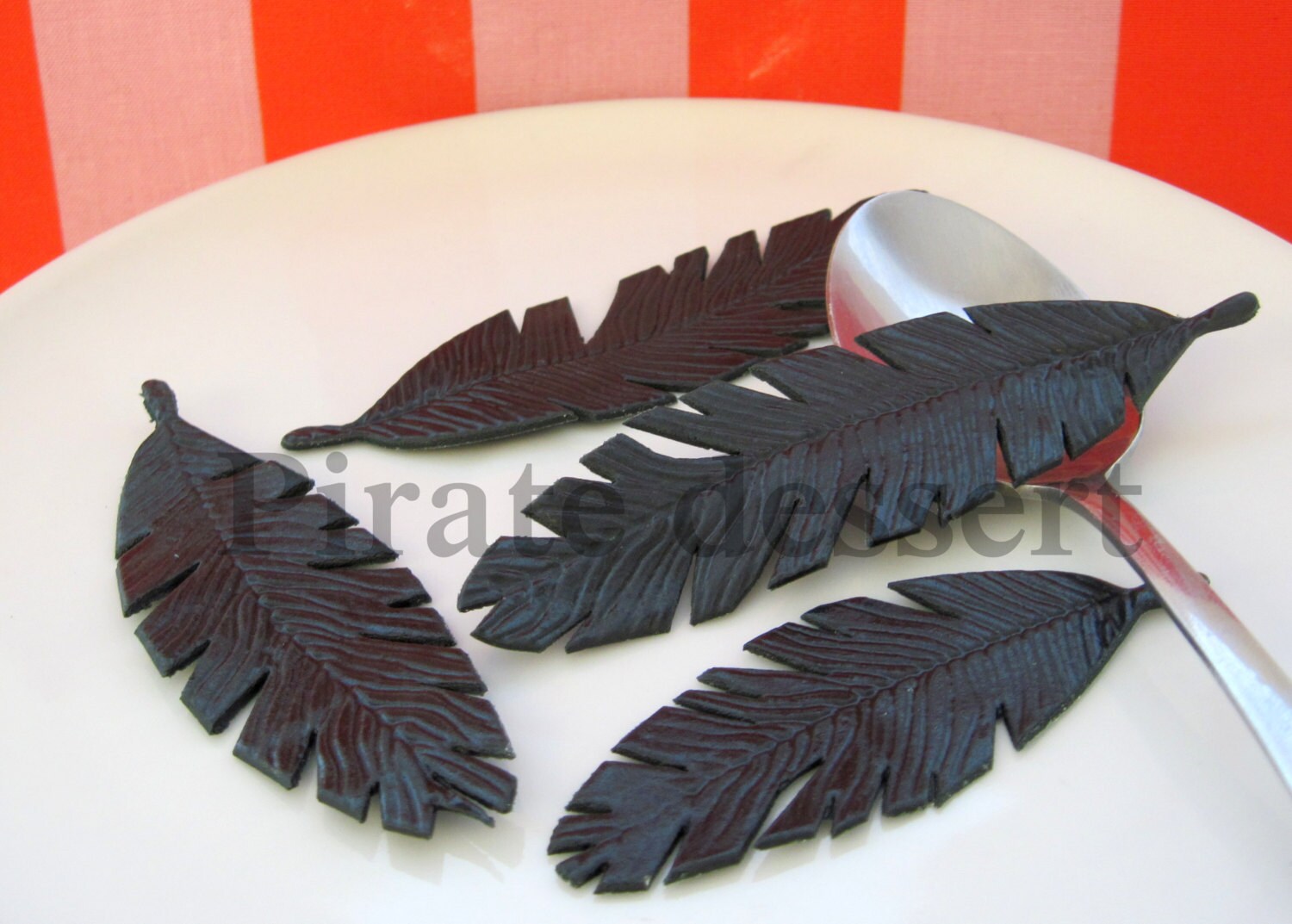 EDIBLE FEATHERS Candy Black Bird Feathers Feather Cup cake Etsy