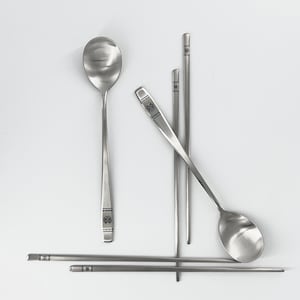 cozymomdeco / Korean Chopsticks Spoon Set-100% METAL STAINLESS STEEL-Printed Hee Characters (Silver color)-2 sets