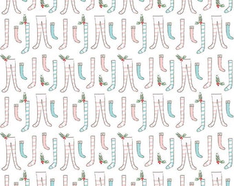 Flannel 'Pixie Noel 2 Stockings White' by the yard – 100% Cotton by Riley Blake F12581-WHITE