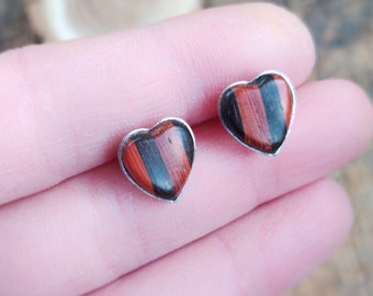 Wooden heart earrings, Padauk and ebony stud earrings, Wood earrings studs, Heart shaped wood studs, Wooden jewelry, Stripes post earrings
