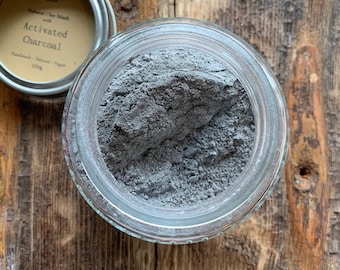 Natural Clay Face Mask with Activated Charcoal