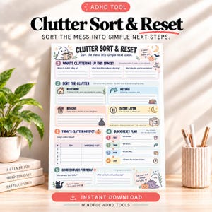 Könnte beinhalten: Ein weißer Organisationsbogen mit dem Titel Clutter Sort & Reset und fünf nummerierten Abschnitten zum Sortieren von Gegenständen. Er enthält pastellfarbene Kästchen, niedliche Geister- und Katzenillustrationen sowie Bereiche für Aufgabenpläne.