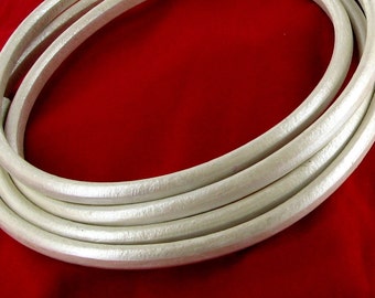 10x6mm 8 inches Regaliz Leather Oval 10X6mm METALLIC WHITE - Beads Jewelry Supplies Crafting Supplies Jewelry Making