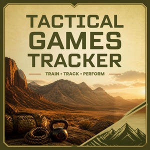 Puede incluir: Un gráfico cuadrado con el texto TACTICAL GAMES TRACKER y el subtítulo TRAIN • TRACK • PERFORM. El fondo muestra un paisaje desértico con montañas, una cuerda enrollada, una pesa rusa y una bolsa de deporte de camuflaje.