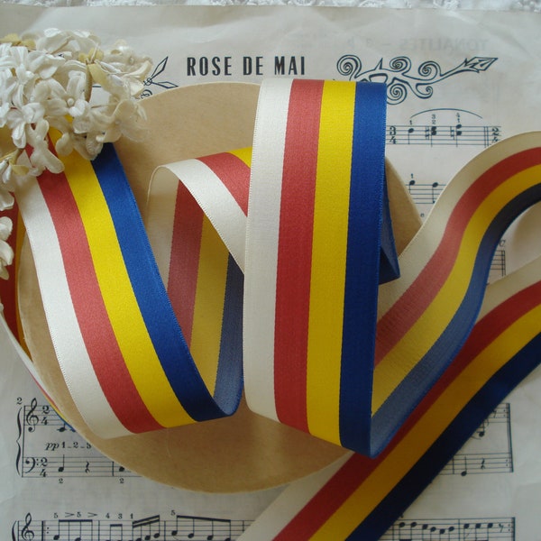 1 an vintage français 1 5/8" rouge blanc bleu jaune rayures rayonne satin militaire chapellerie drapeau insigne de récompense cocarde patriotique ruban chapeau garniture poupée